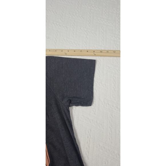 Disney Mandalorian "This is the way" Halloween shirt size xl Women's - Picture 6 of 8